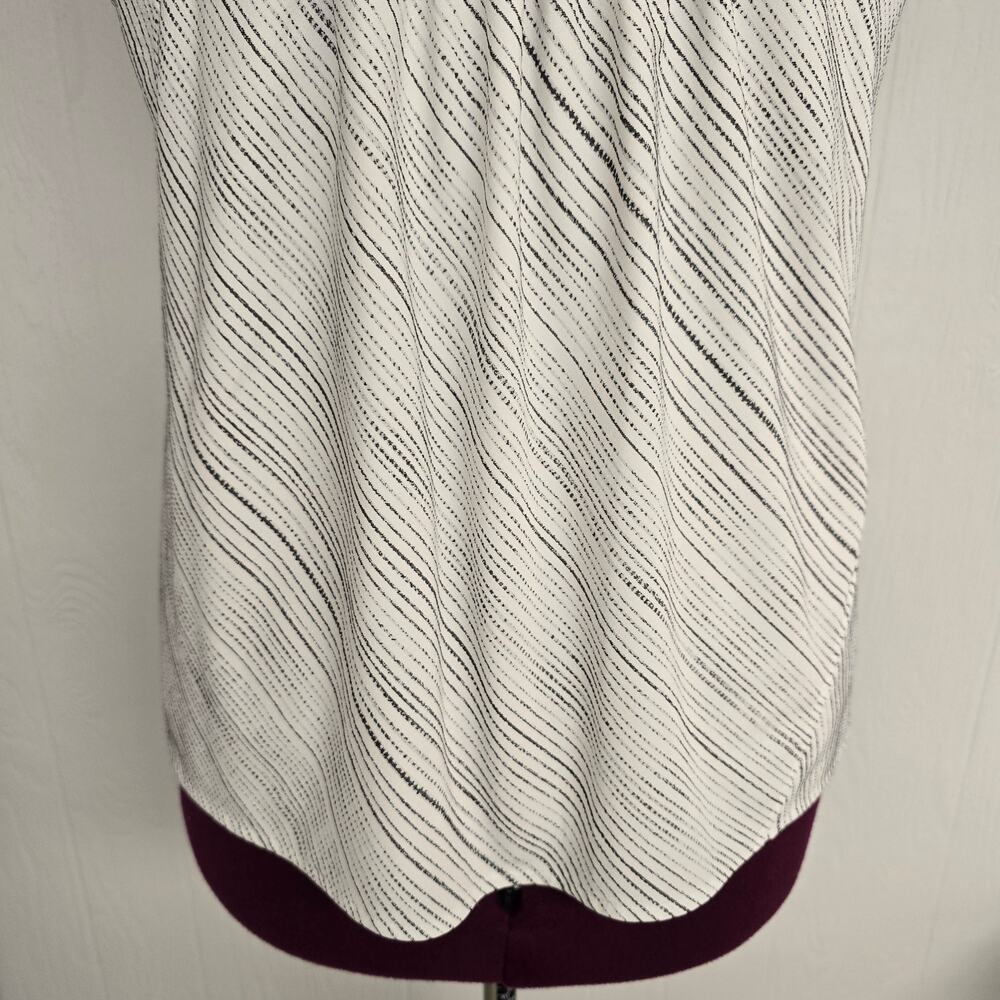 Women's Athleta Black & White Striped Criss Cross Back Athletic Tank | Size Med - Picture 8 of 11
